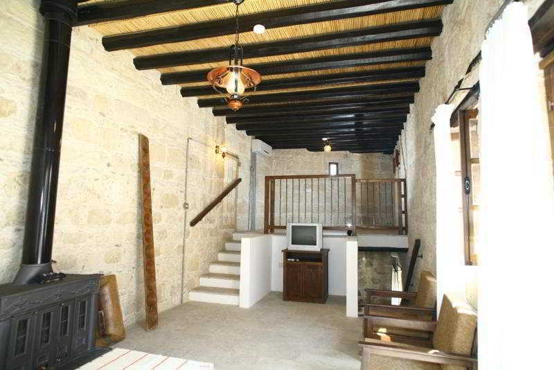 Leonidas Village Houses Goudhi Exterior foto