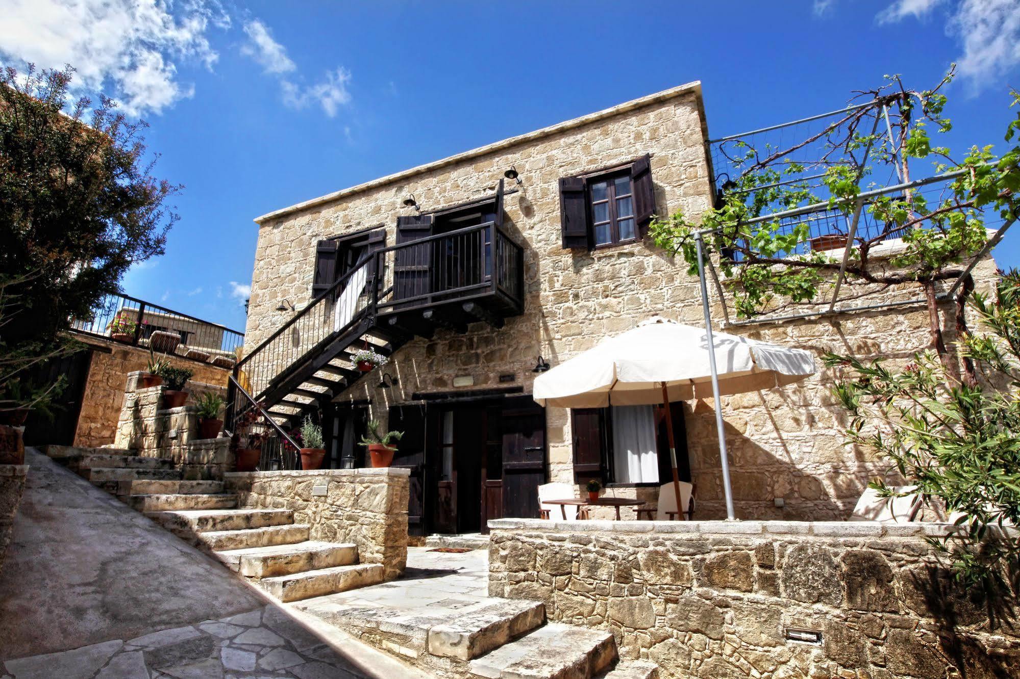 Leonidas Village Houses Goudhi Exterior foto