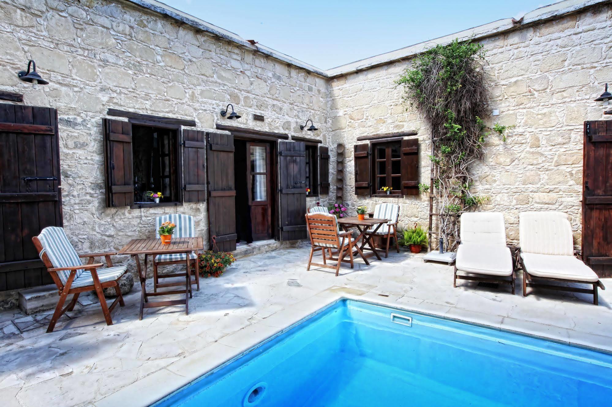 Leonidas Village Houses Goudhi Exterior foto